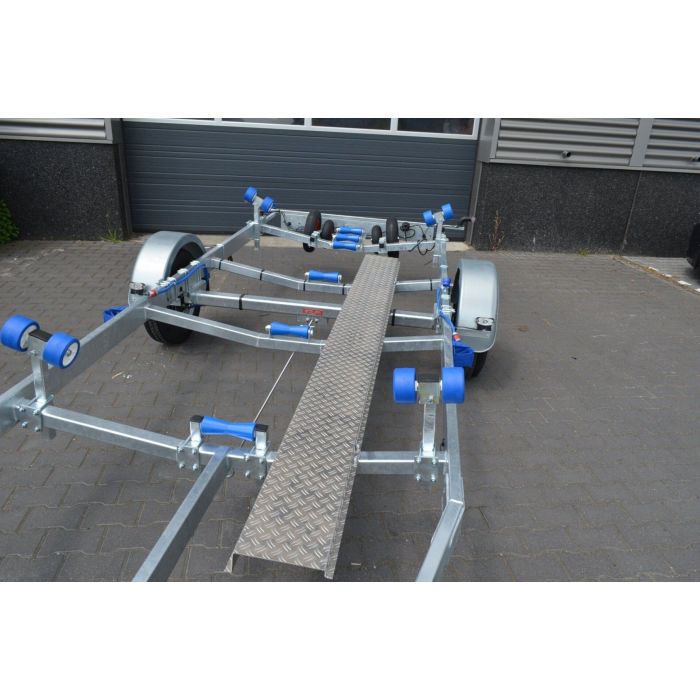 Vlemmix Remorque à bateaux 3500kg 840x255cm Tridemas