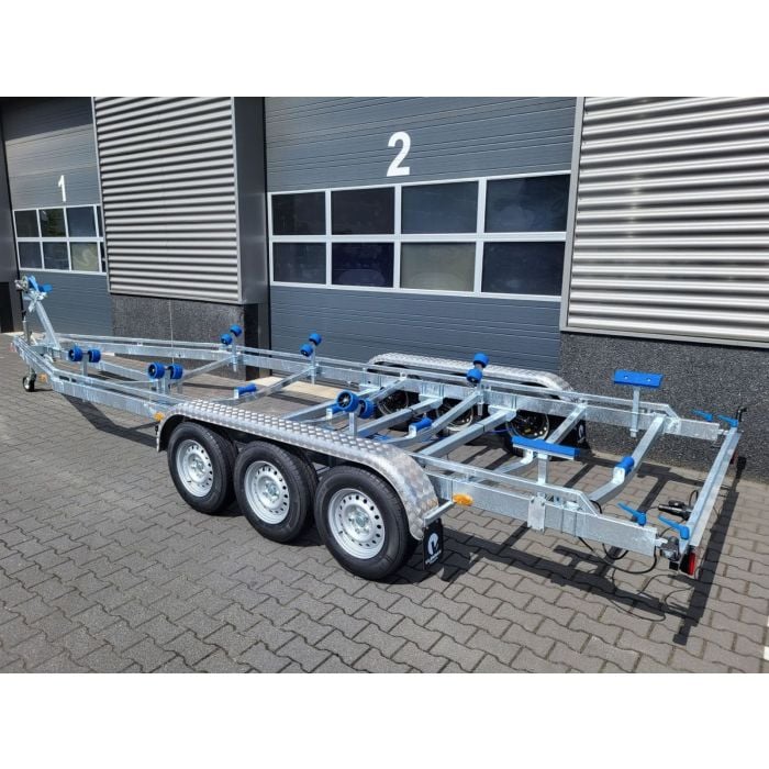 Vlemmix Remorque à bateaux 3500kg 840x255cm Tridemas
