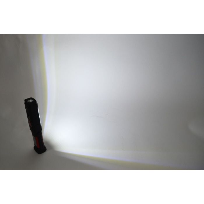 Linterna LED con imán 4 funciones