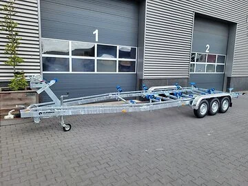 Vlemmix Remorque à bateaux 3500kg 840x255cm Tridemas